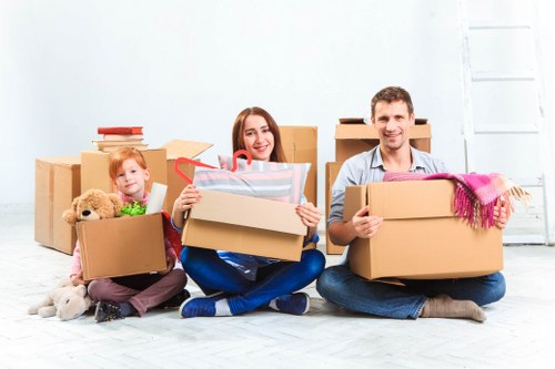 Packing support for household removals