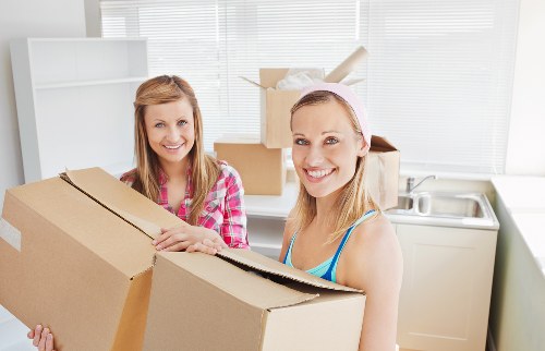 Affordable student moving van in Poplar streets